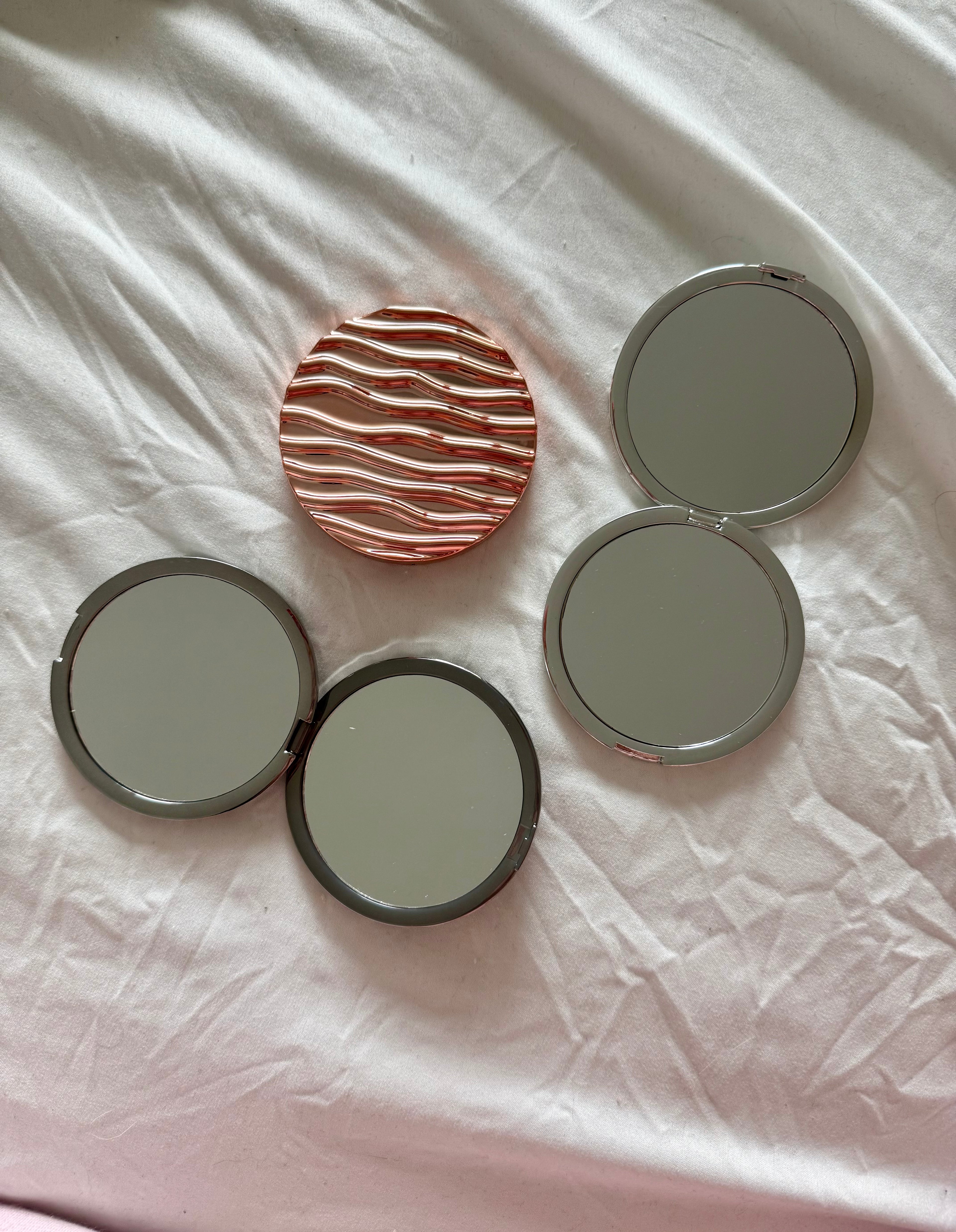 Espejitos de lujo para cartera Myk cosmetics