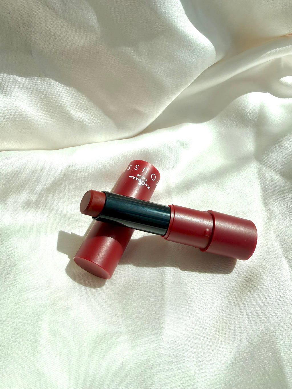 Tono Red Bottom Labial Matte Mousse Italia deluxe
