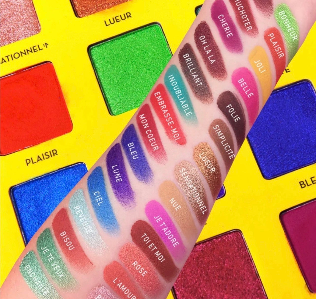Paleta de sombras Cest Fantastique by Rude Cosmetics