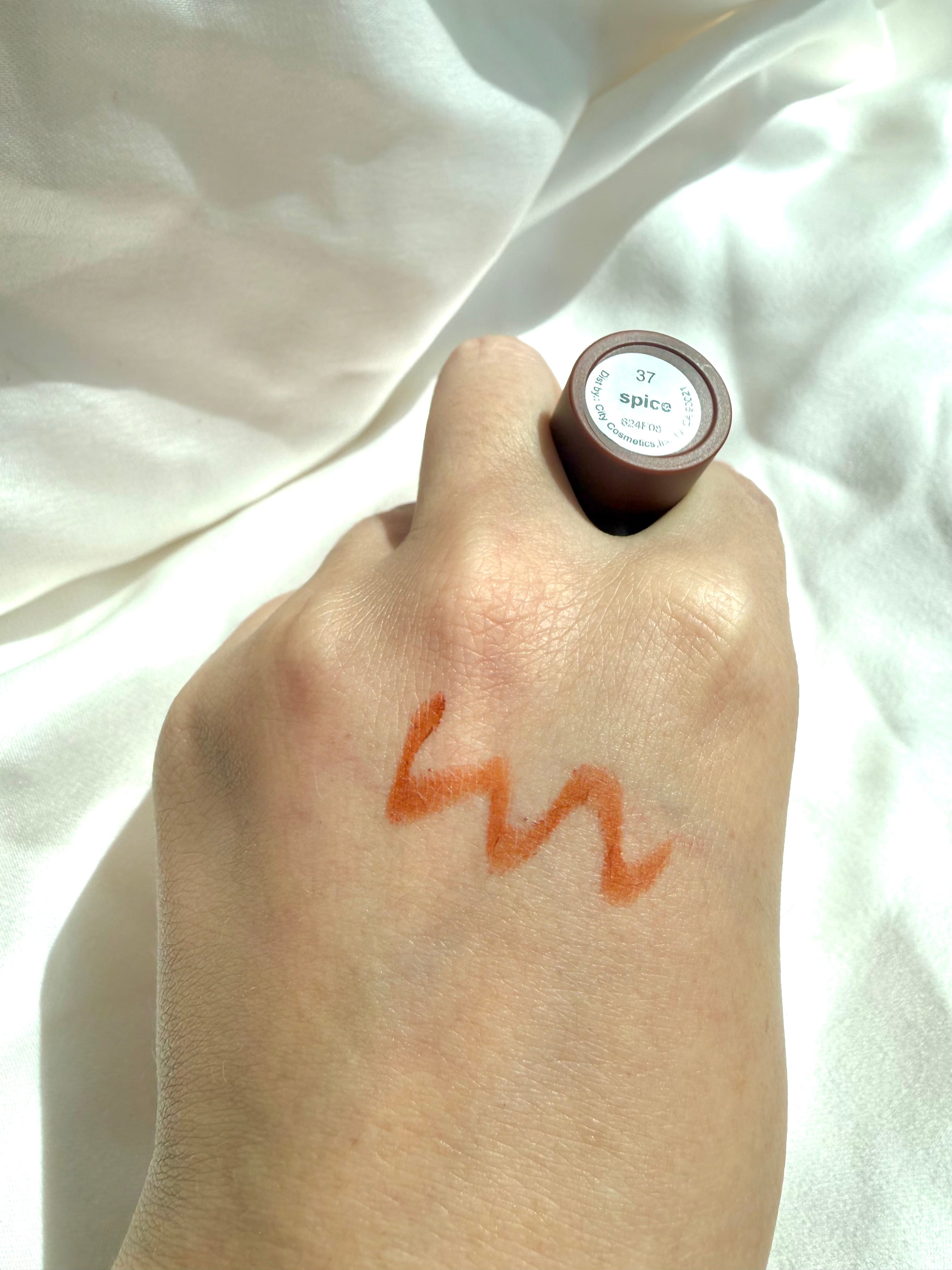 Tono Spice Labial Matte Mousse Italia deluxe