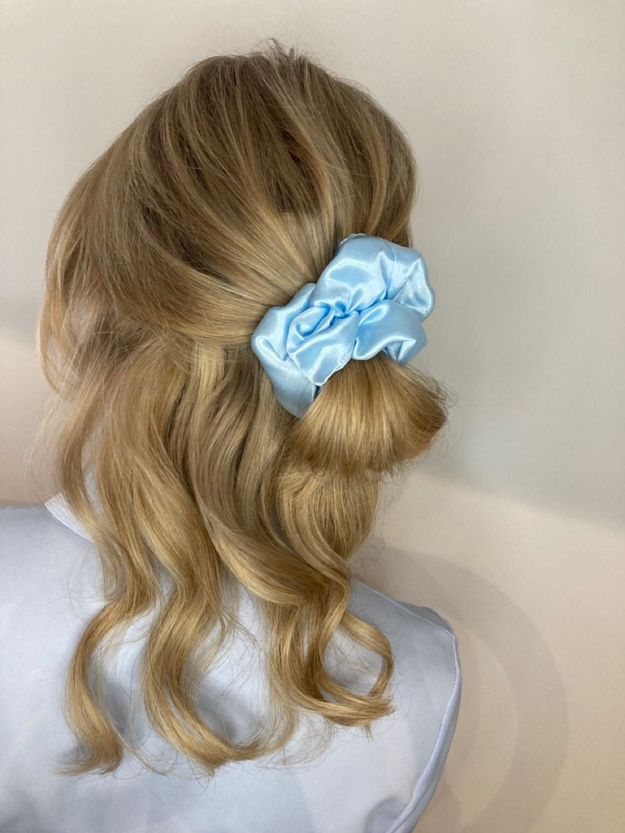 Scrunchies de Satín 🎀🤍✨