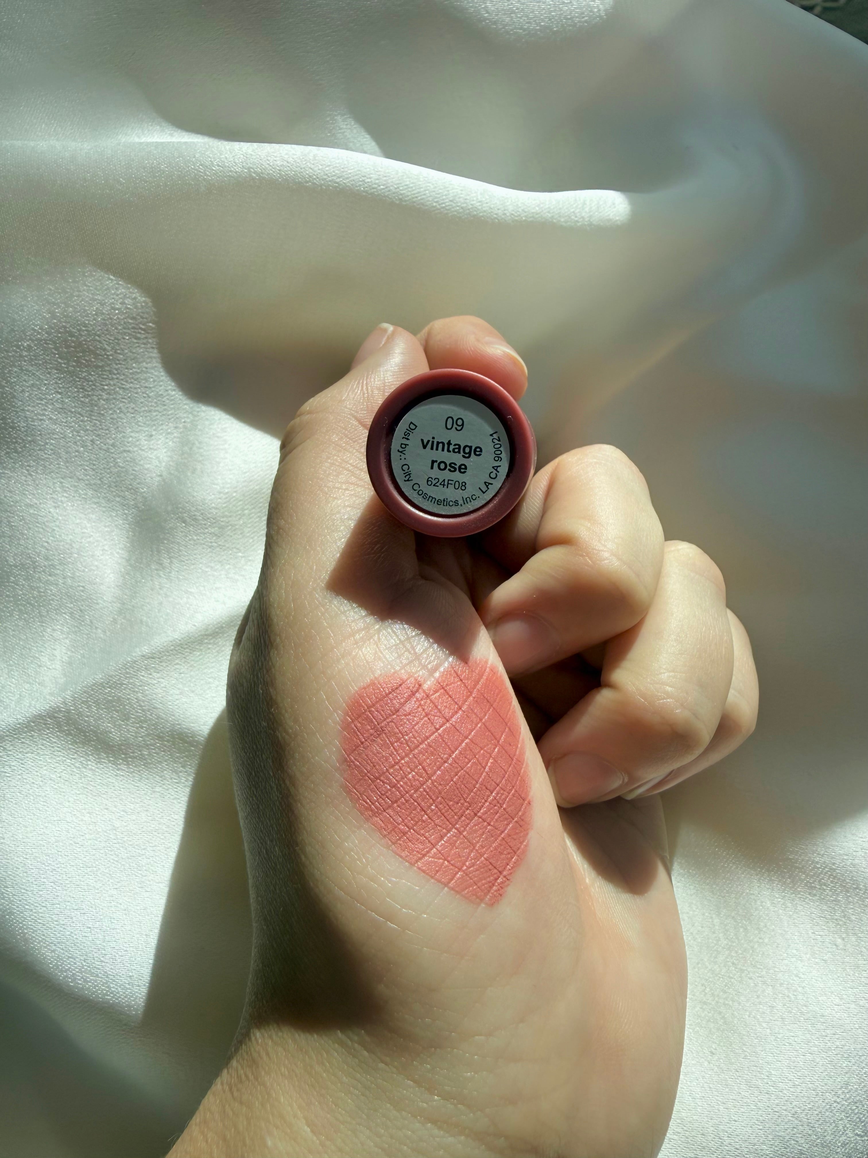 Tono Vintage Rose labial matte Mousse Italia deluxe