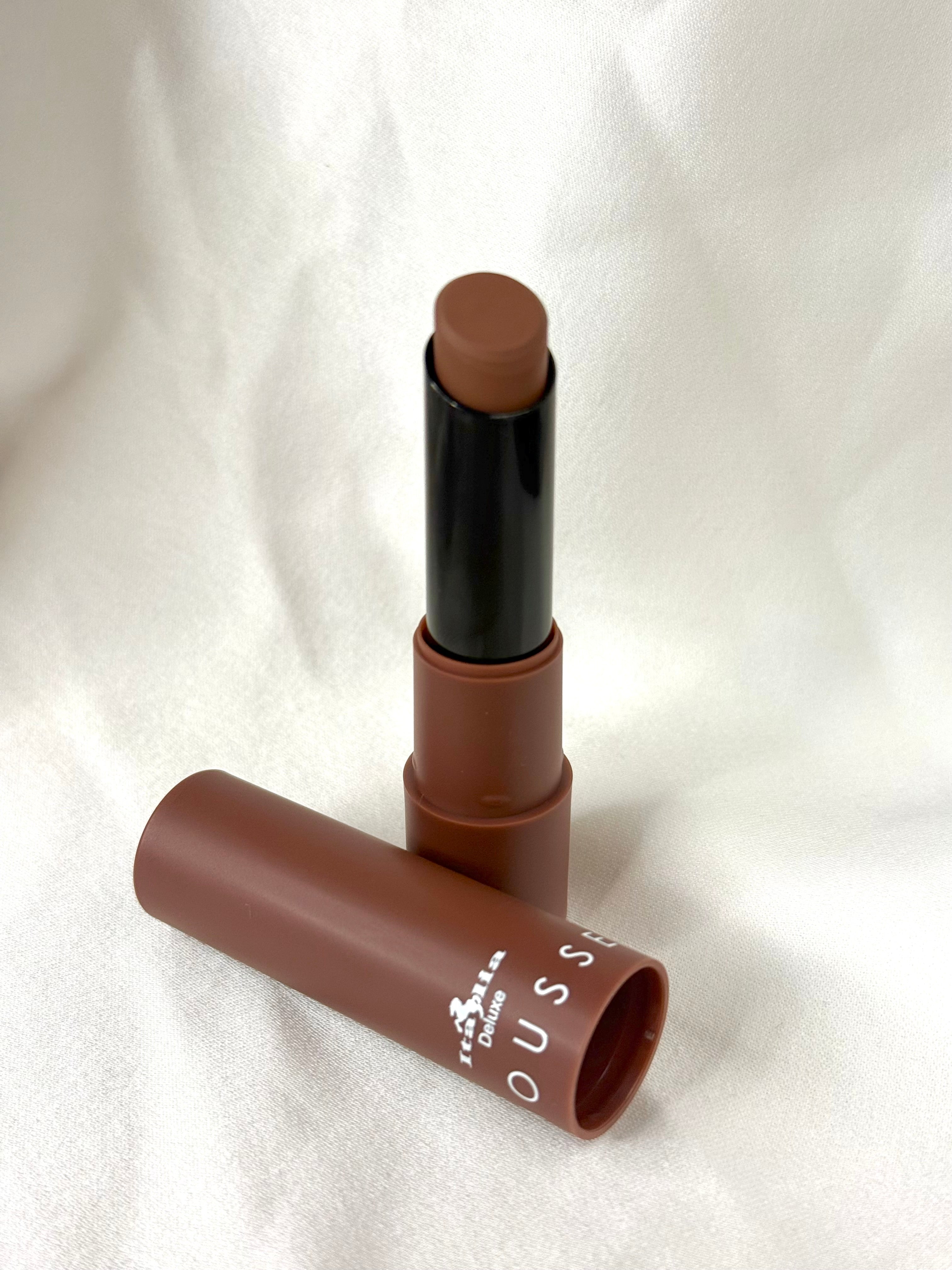 Tono Hazelnut Labial matte mousse Italia deluxe
