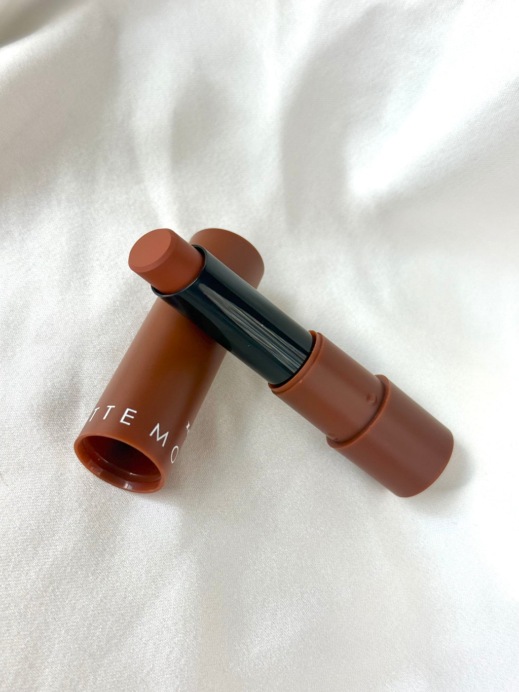 Tono Brownie Labial Matte mousse Italia deluxe
