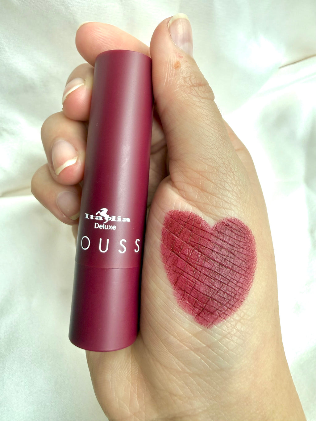Tono Black Cherry Labial Mousse Matte Italia deluxe