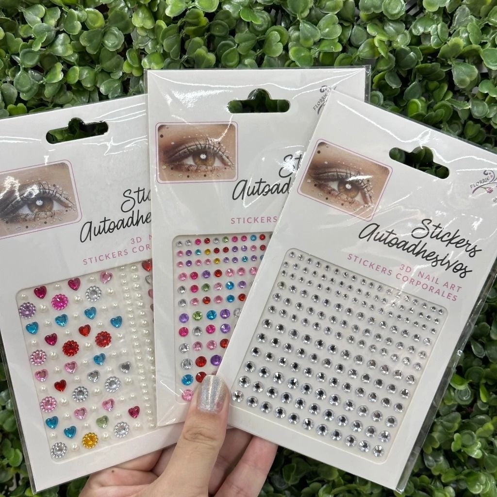 Stickers/ Adhesivos artísticos para decorar looks