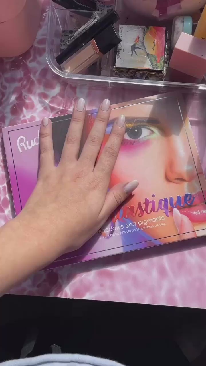 Paleta de sombras Cest Fantastique by Rude Cosmetics